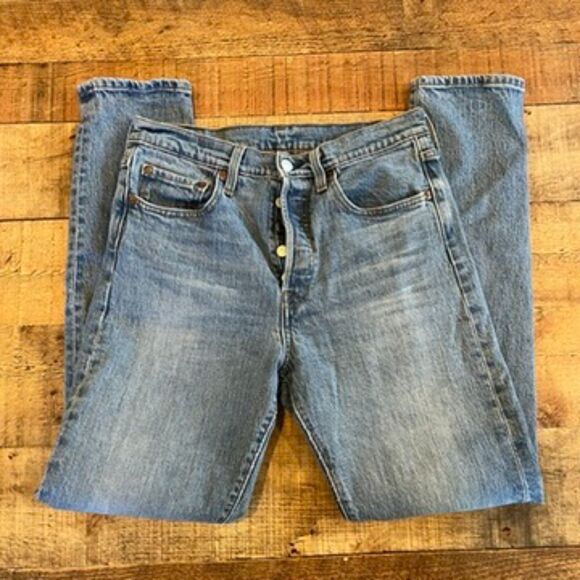 Levi's Premium Women's 501 Jeans Size 28 x 30 Slim Leg Button Fly - Picture 4 of 12